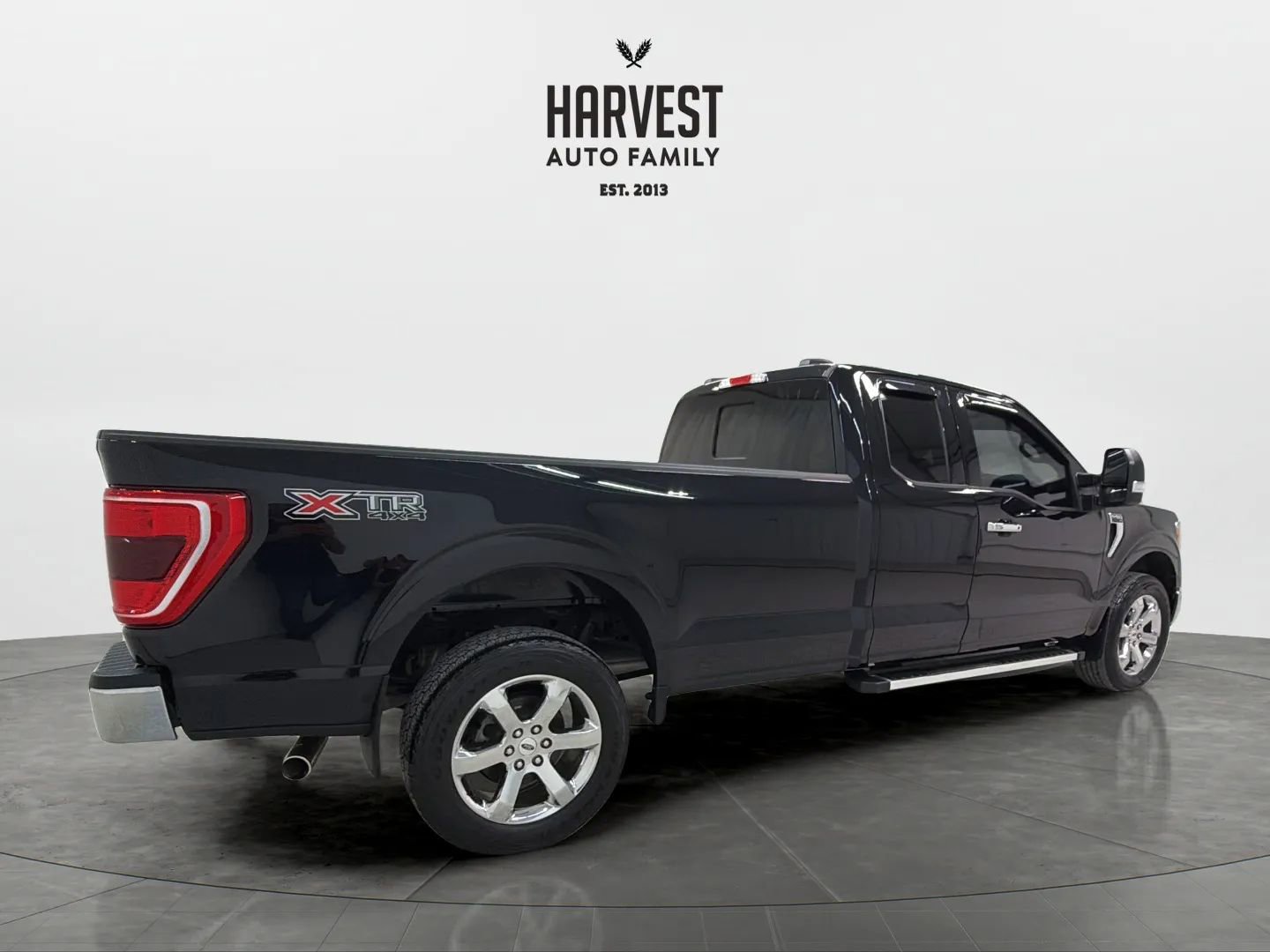 Used 2023 Ford F150 XLT w/ Equipment Group 302A High AWD/4WD image 7