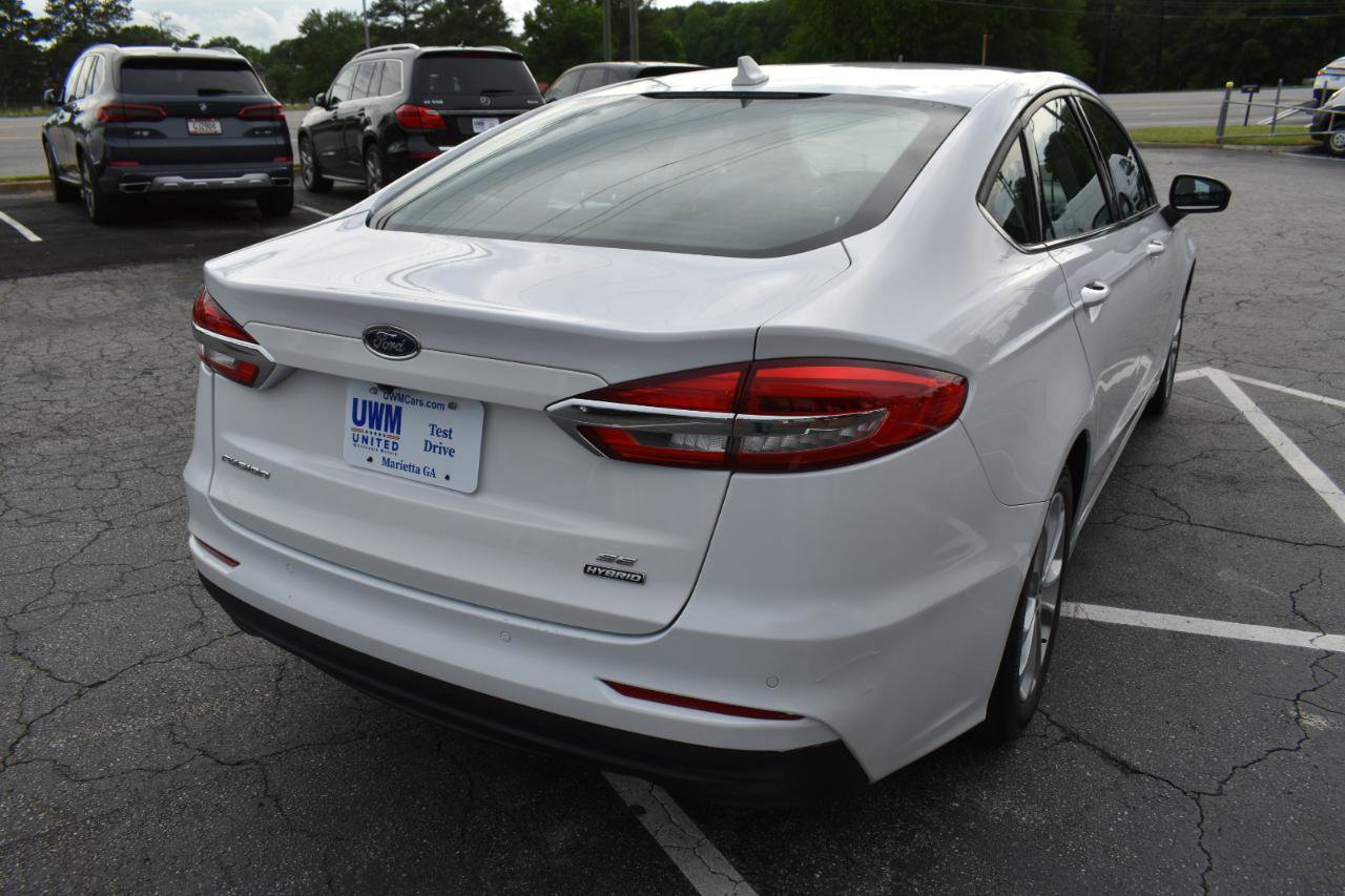 Used 2020 Ford Fusion SE FWD image 6