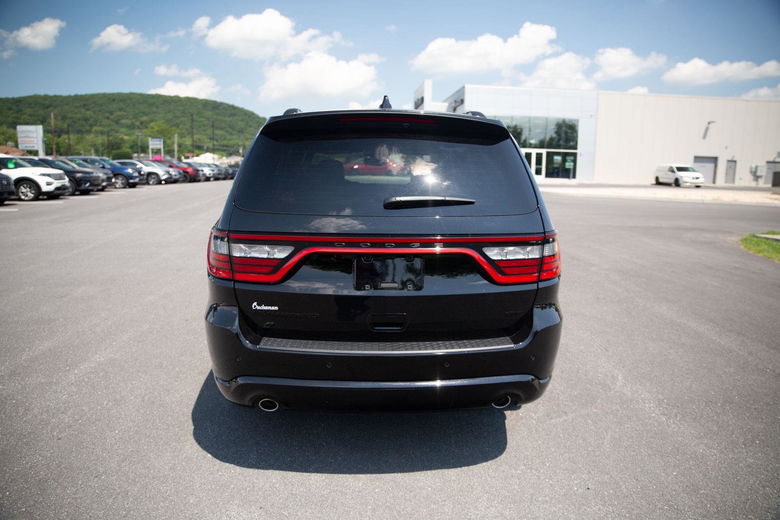 Used 2025 Dodge Durango GT w/ Blacktop Package image 5