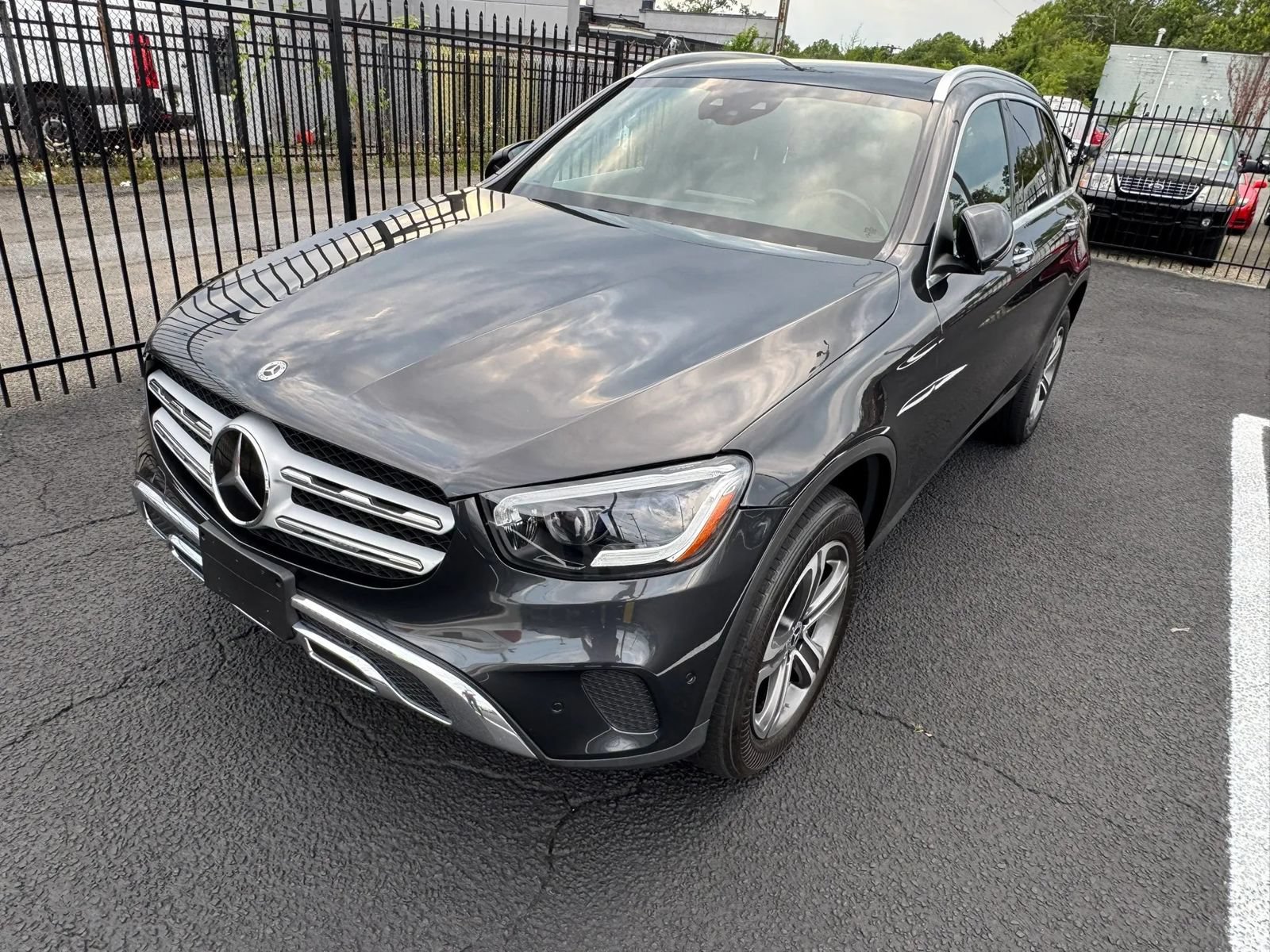 Used 2021 Mercedes-Benz GLC 300 4MATIC w/ Driver Assistance Package image 15