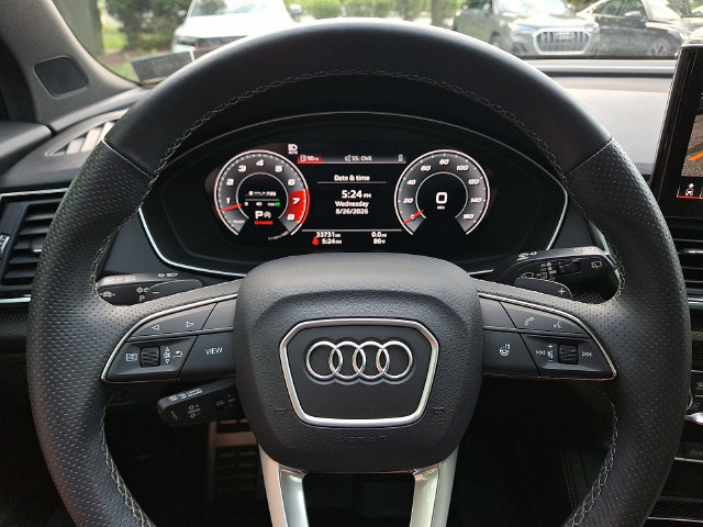 Certified 2023 Audi SQ5 Premium Plus w/ Premium Plus Package AWD/4WD image 19