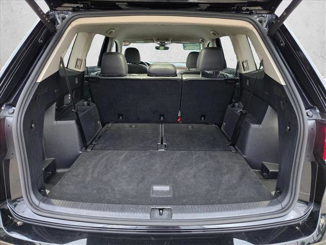 Used 2025 Volkswagen Atlas SE AWD/4WD image 6