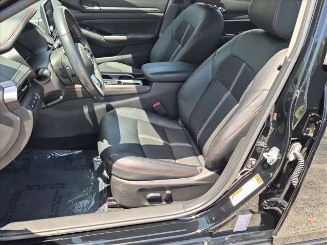 Certified 2023 Nissan Altima 2.5 SR FWD image 15