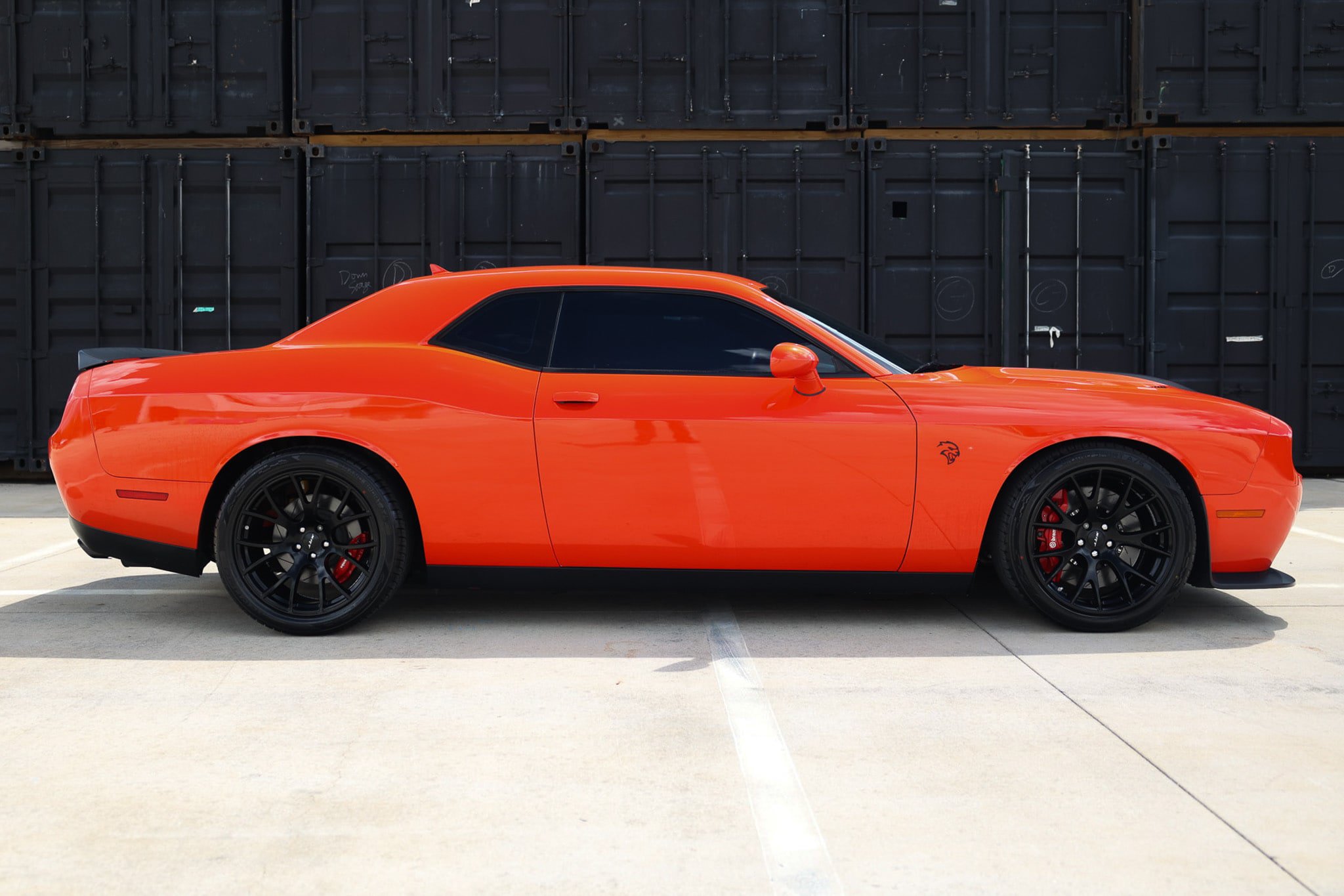 Used 2016 Dodge Challenger SRT Hellcat RWD image 17