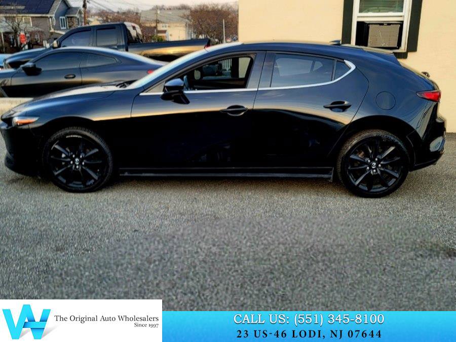 Used 2020 MAZDA MAZDA3 Hatchback w/ Premium Package image 7