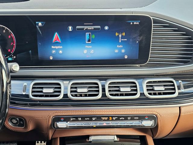 Certified 2025 Mercedes-Benz GLS 450 4MATIC image 39