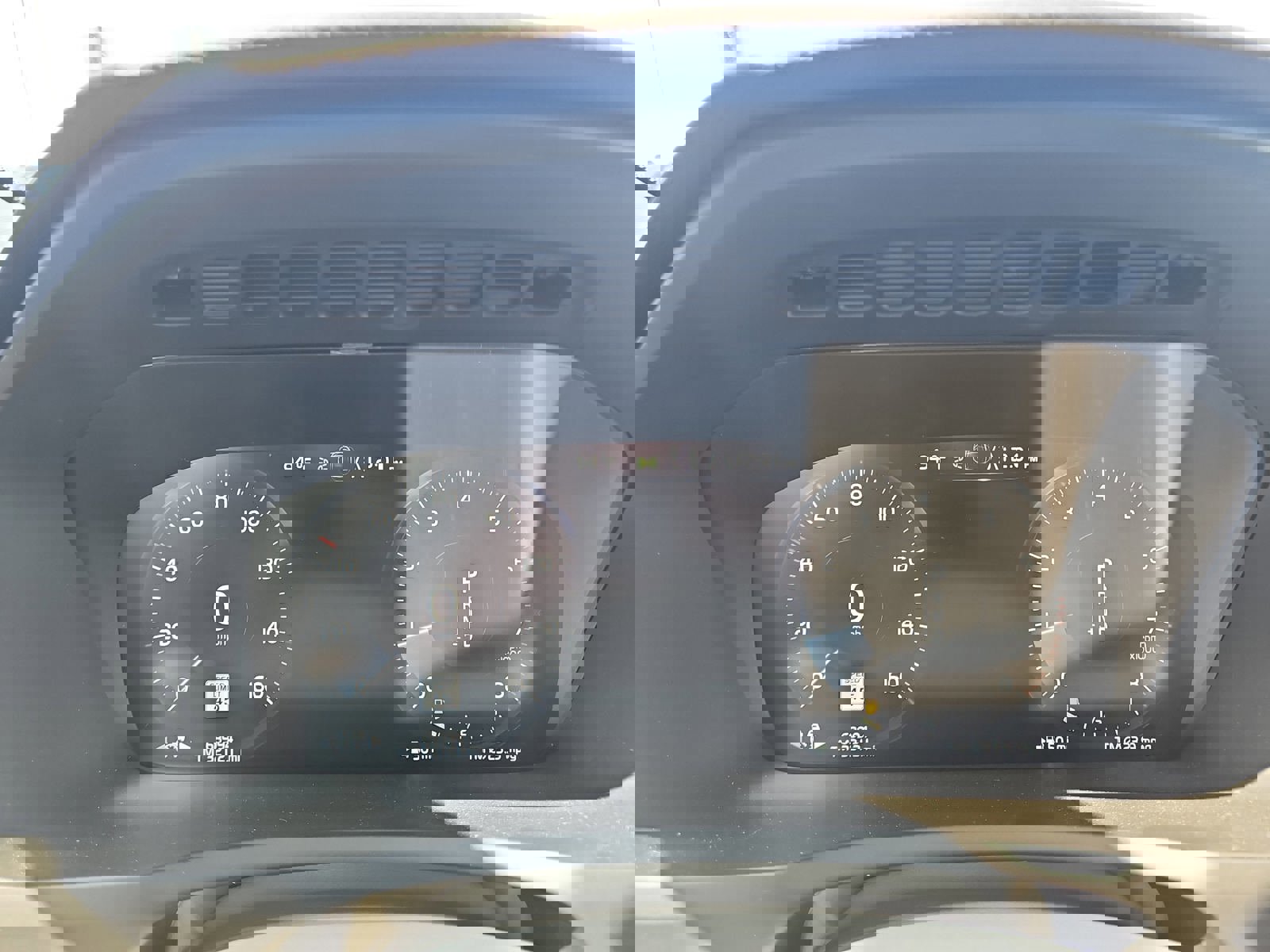 Used 2021 Volvo XC90 T6 Momentum image 14