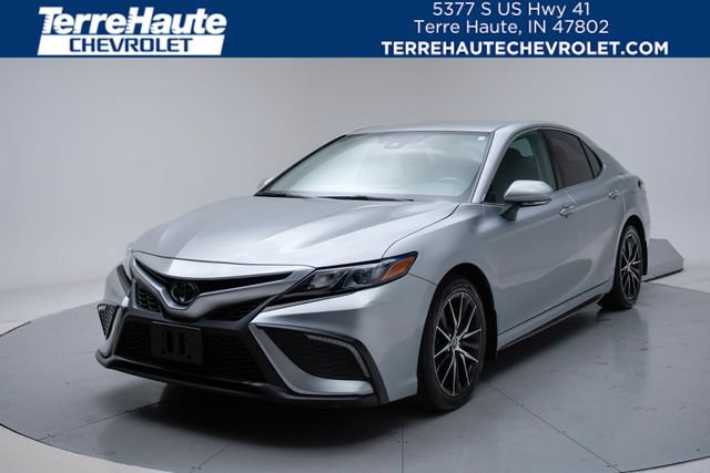 Used 2024 Toyota Camry SE