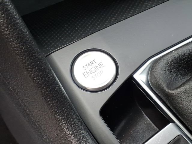 Used 2022 Volkswagen Taos S image 16