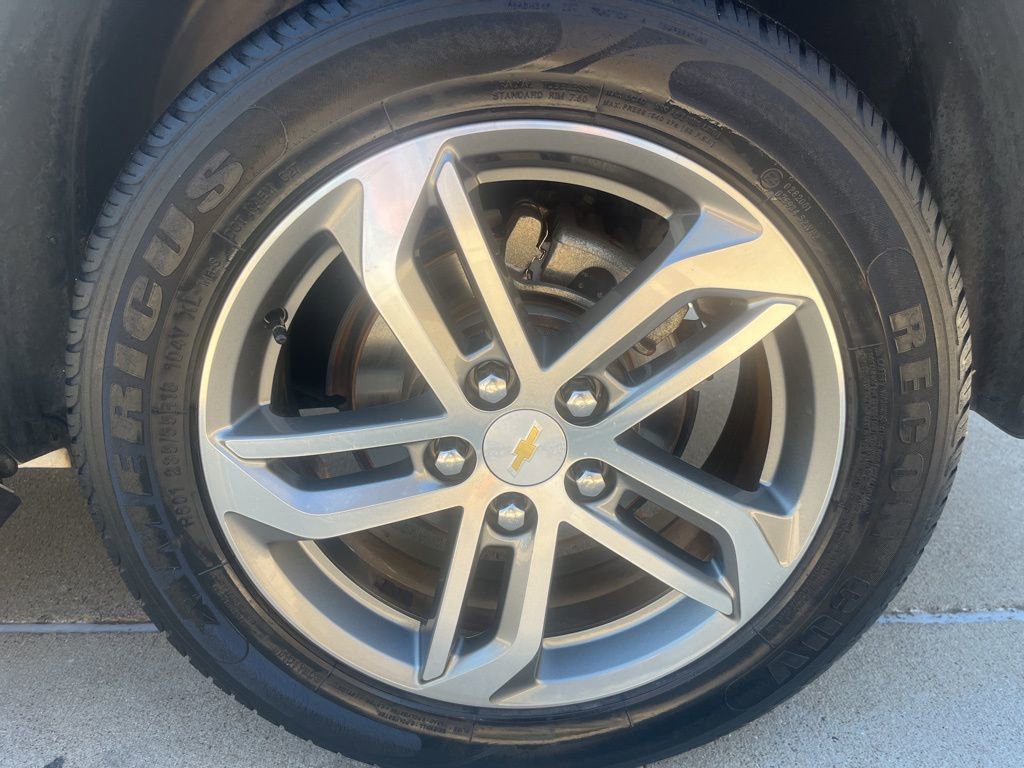 Used 2016 Chevrolet Equinox LTZ w/ Enhanced Convenience Package image 11