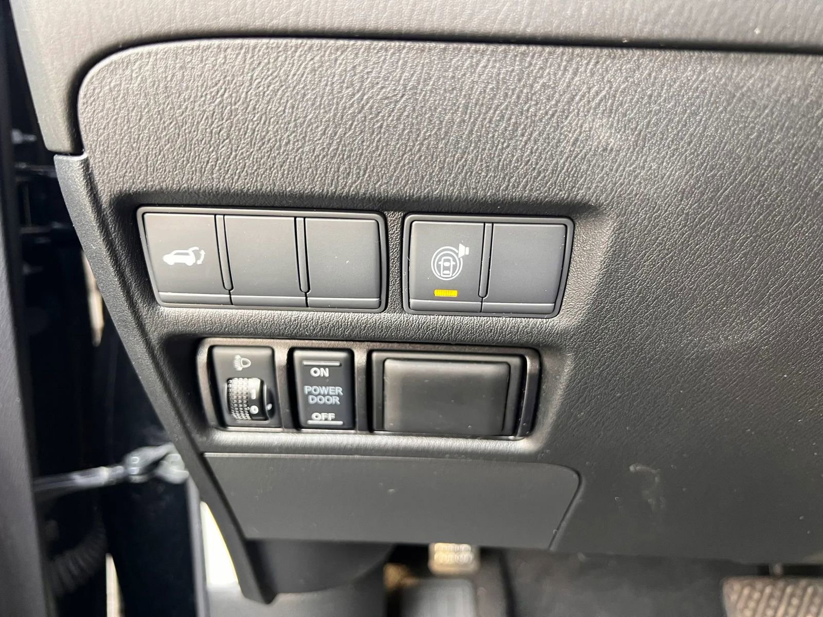 Used 2018 Nissan Armada SL w/ Premium Package RWD image 16