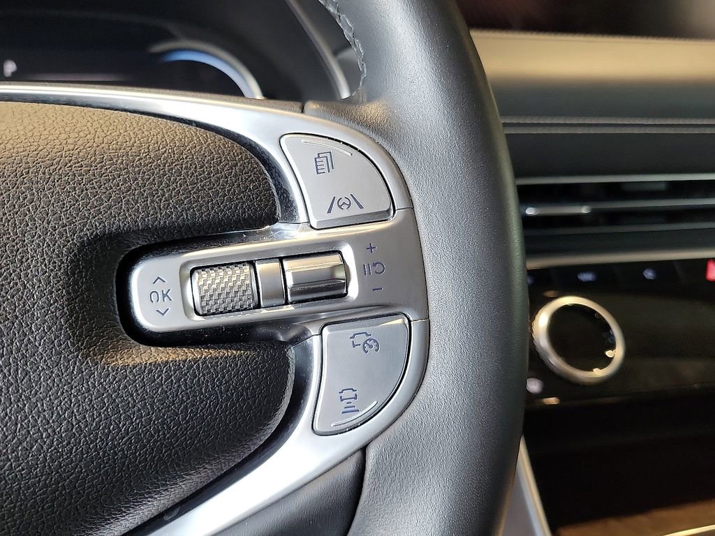 Used 2024 Genesis GV80 3.5T image 19