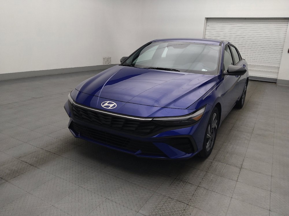 Used 2025 Hyundai Elantra Sport FWD image 15