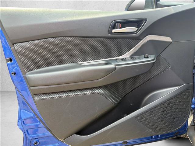Used 2020 Toyota C-HR LE FWD image 10