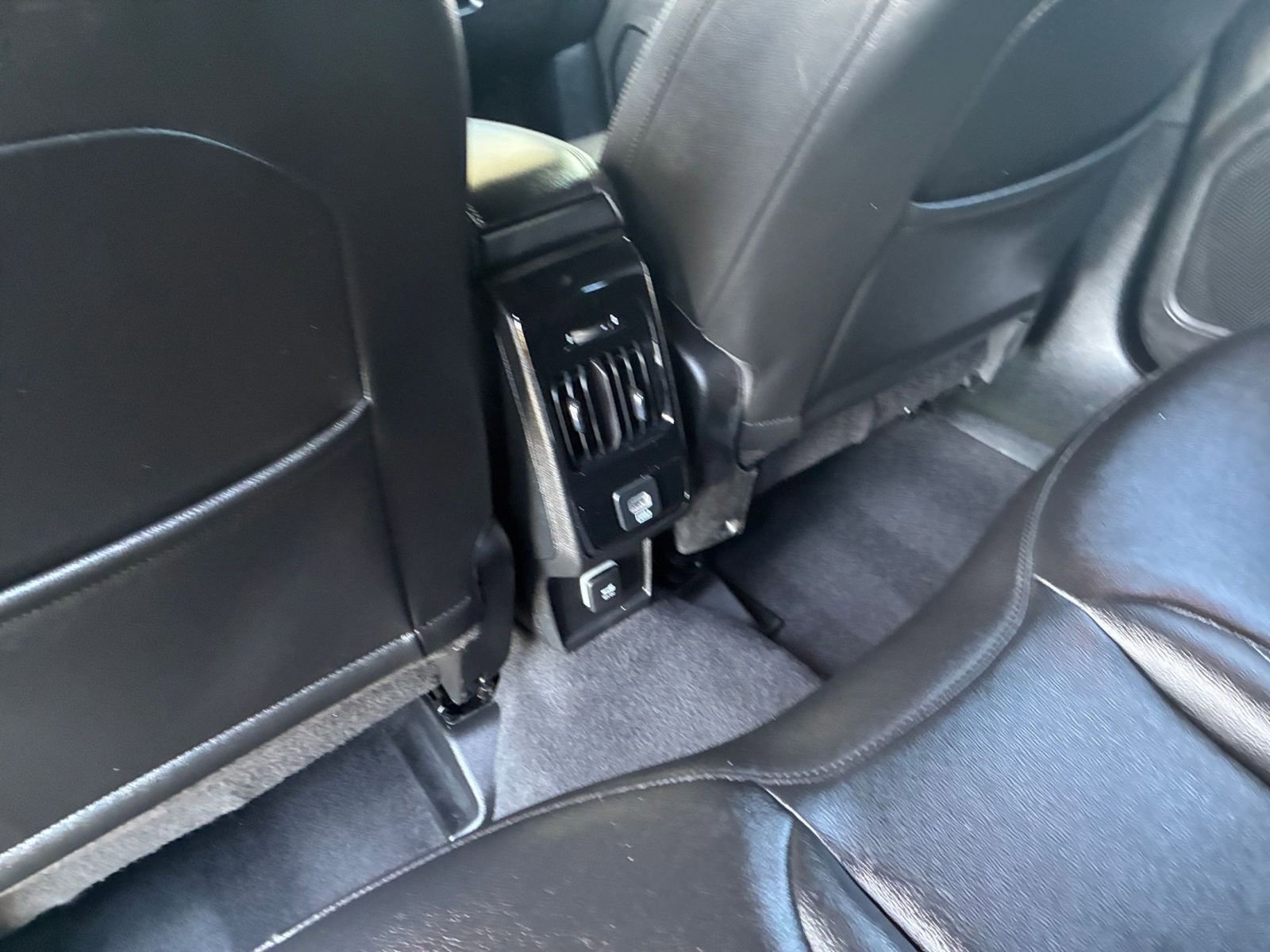 Used 2025 Jeep Compass Limited image 23