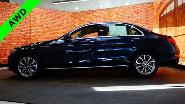 Used 2018 Mercedes-Benz C 300 4MATIC Sedan image 4