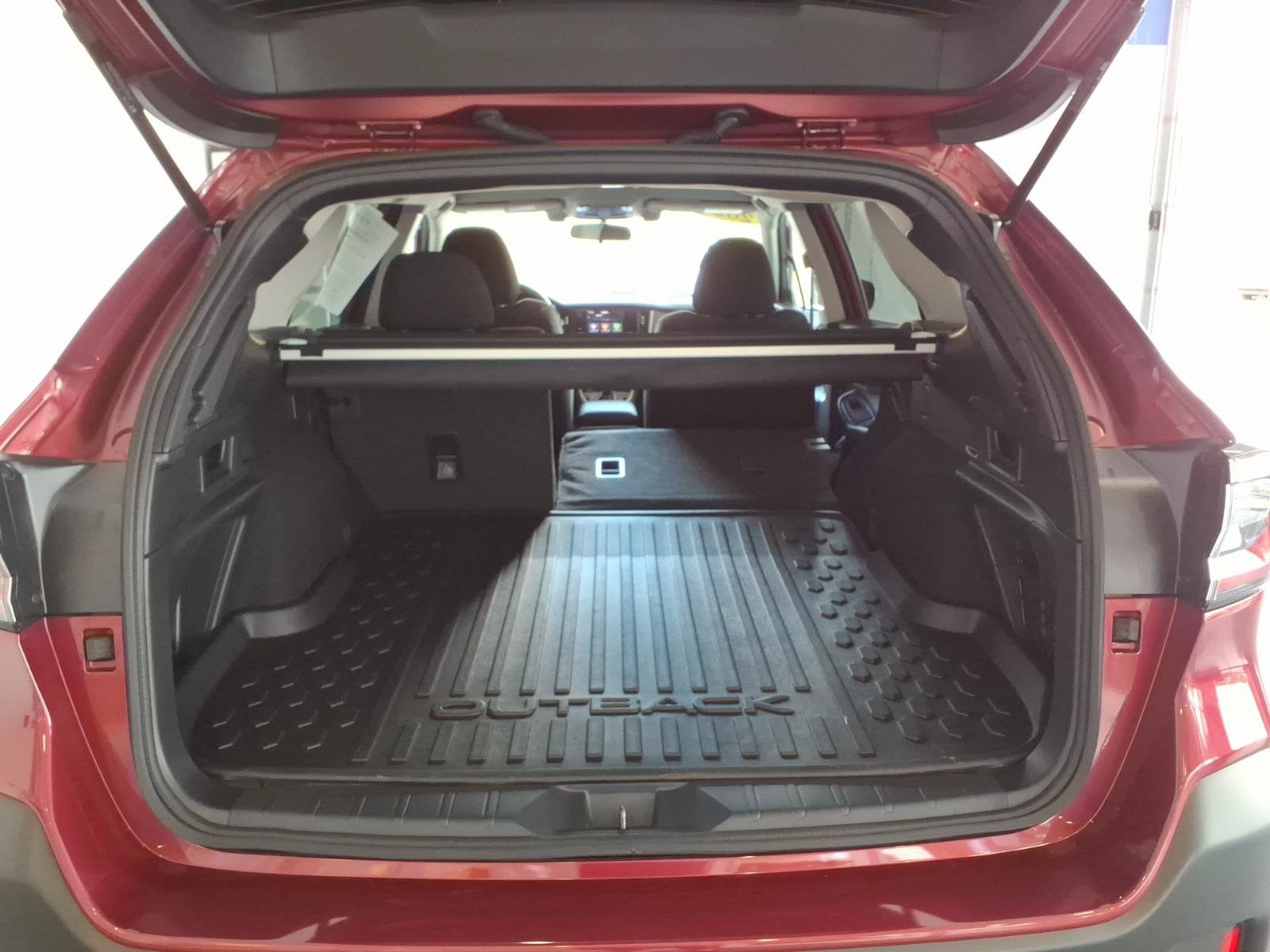 Used 2022 Subaru Outback Premium AWD/4WD image 18