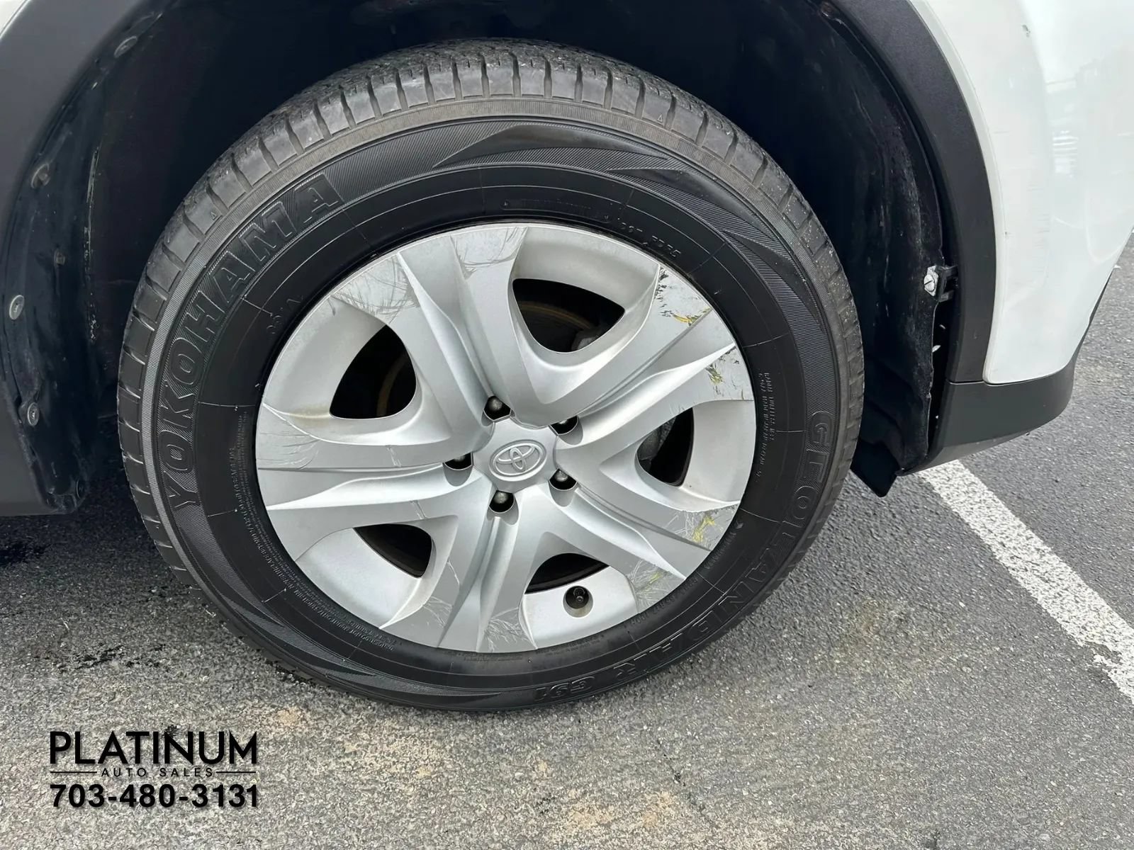 Used 2015 Toyota RAV4 LE AWD/4WD image 20