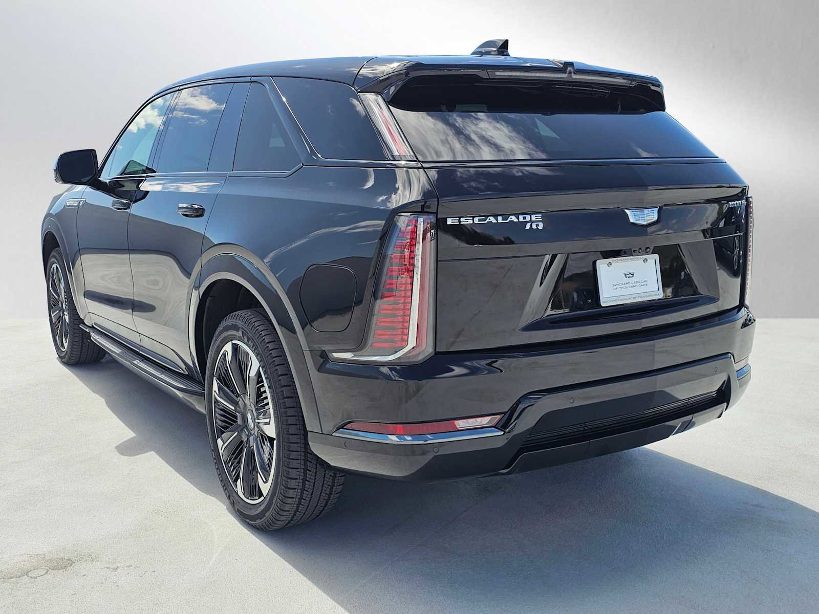 Used 2025 Cadillac Escalade IQ Sport 2 AWD/4WD image 5