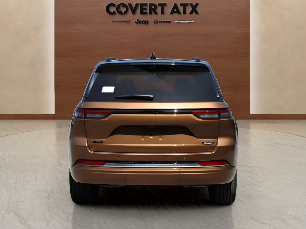 New 2026 Jeep Grand Cherokee Summit w/ Obsidian Package AWD/4WD image 4