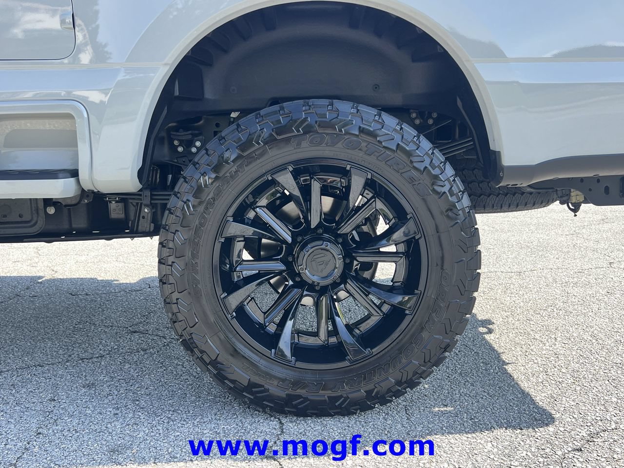 Used 2026 Ford F250 Platinum AWD/4WD image 37