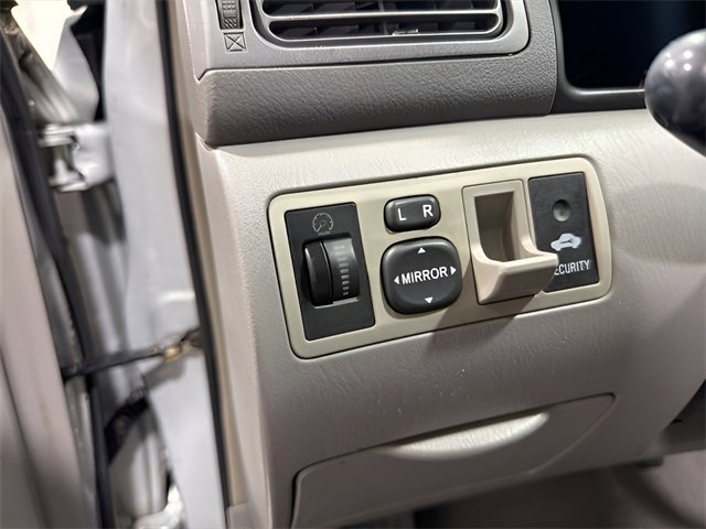 Used 2006 Toyota Corolla image 15