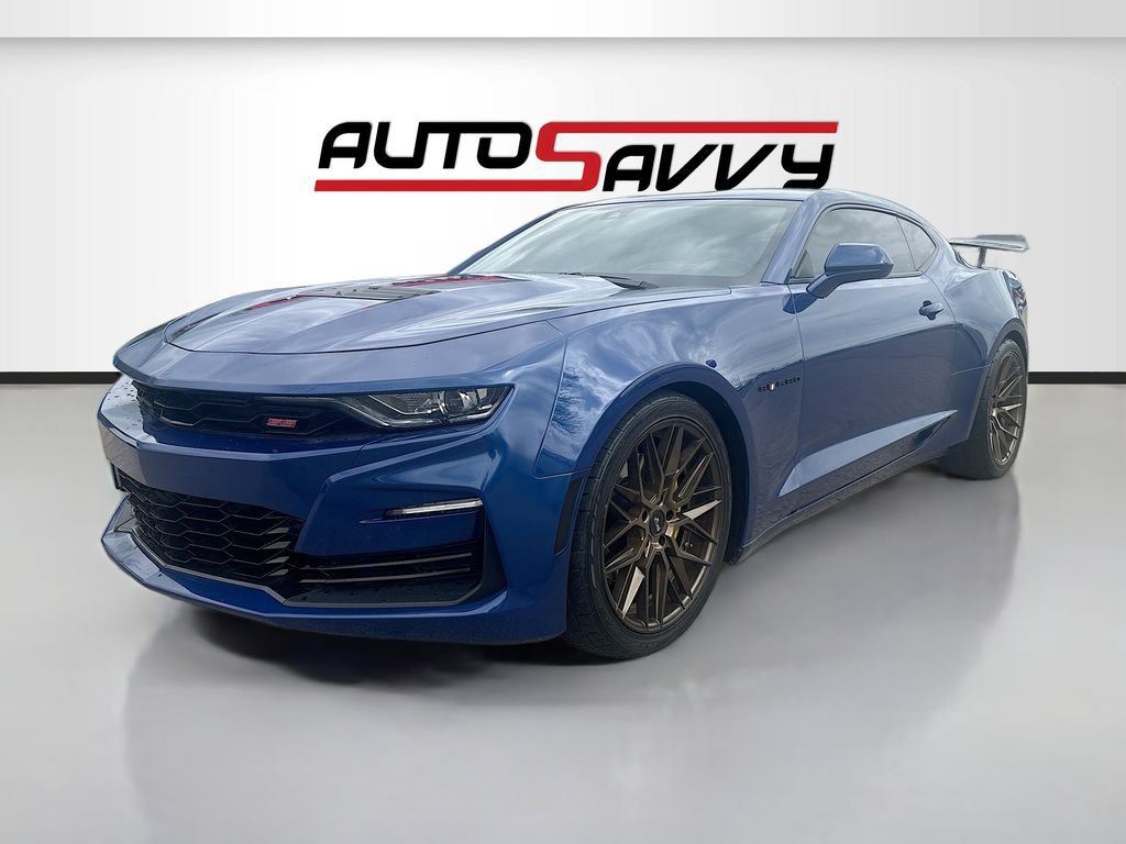 Used 2020 Chevrolet Camaro SS RWD image 3