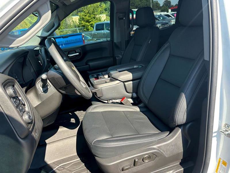 Used 2025 Chevrolet Silverado 1500 Custom image 15