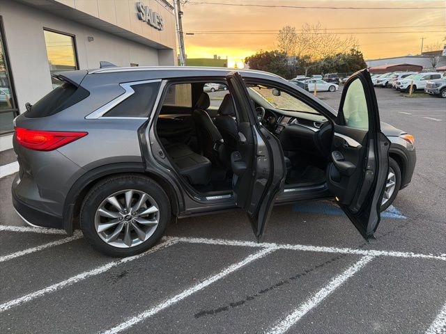 Used 2019 INFINITI QX50 Luxe w/ Navigation Package image 14