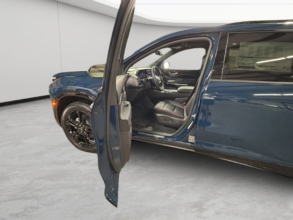 New 2027 Chevrolet Traverse RS w/ LPO, Floor Liner Package AWD/4WD image 34