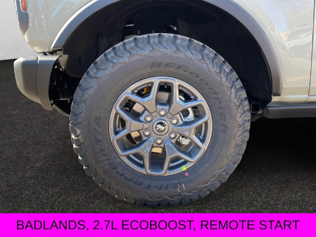 New 2025 Ford Bronco Badlands AWD/4WD image 14