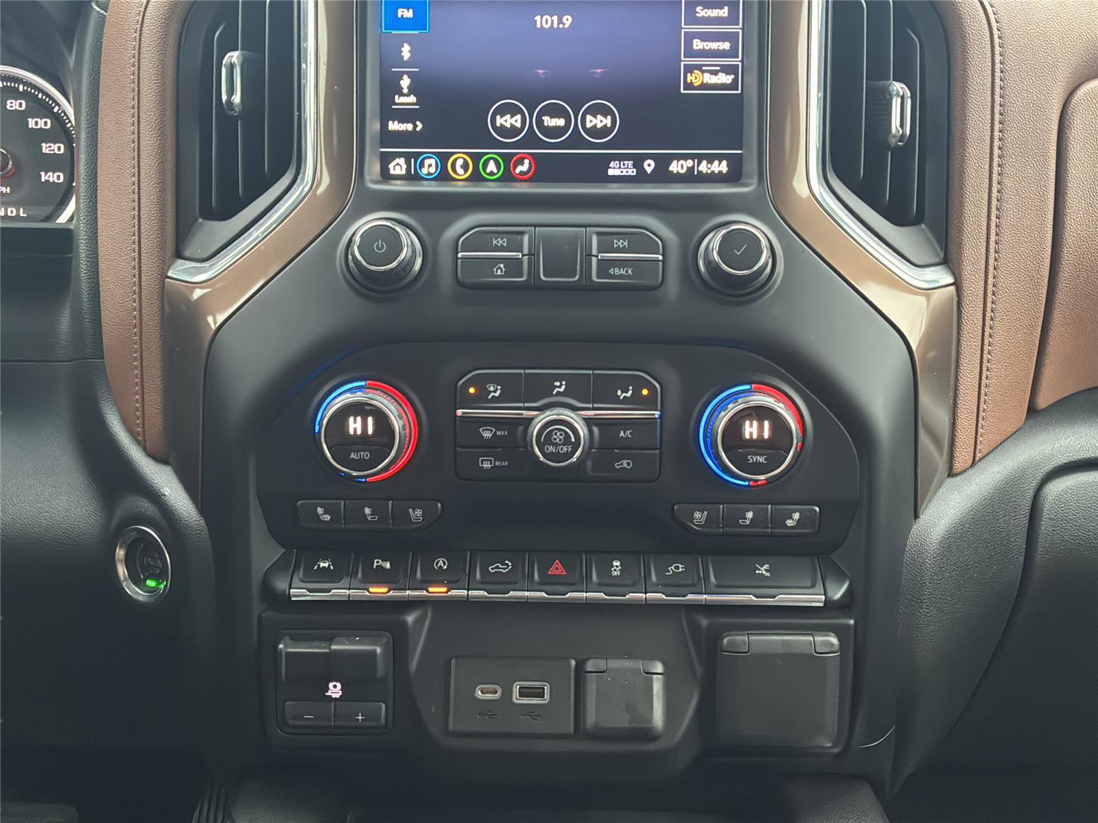 Used 2019 Chevrolet Silverado 1500 High Country w/ Trailer Camera Package image 18