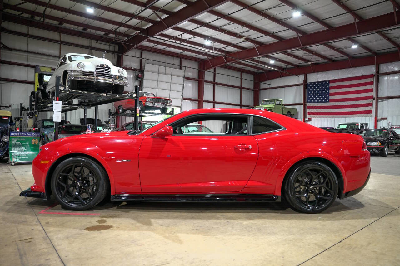 Used 2014 Chevrolet Camaro Z/28 RWD image 4