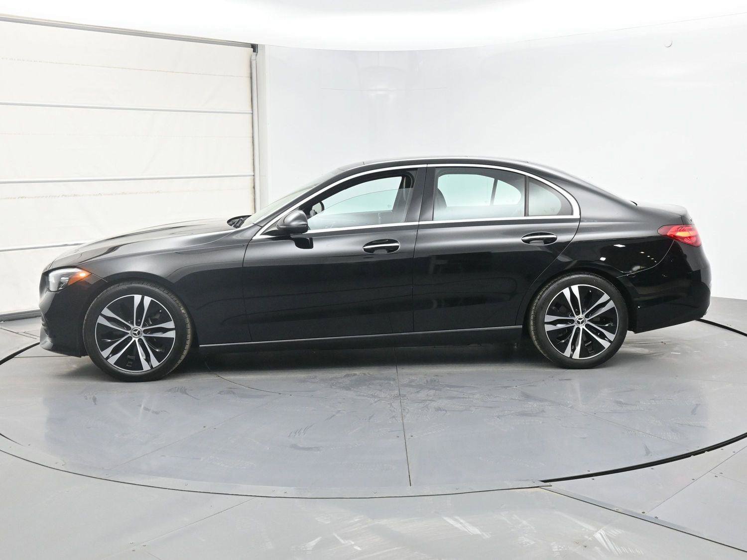 Used 2022 Mercedes-Benz C 300 4MATIC Sedan image 25