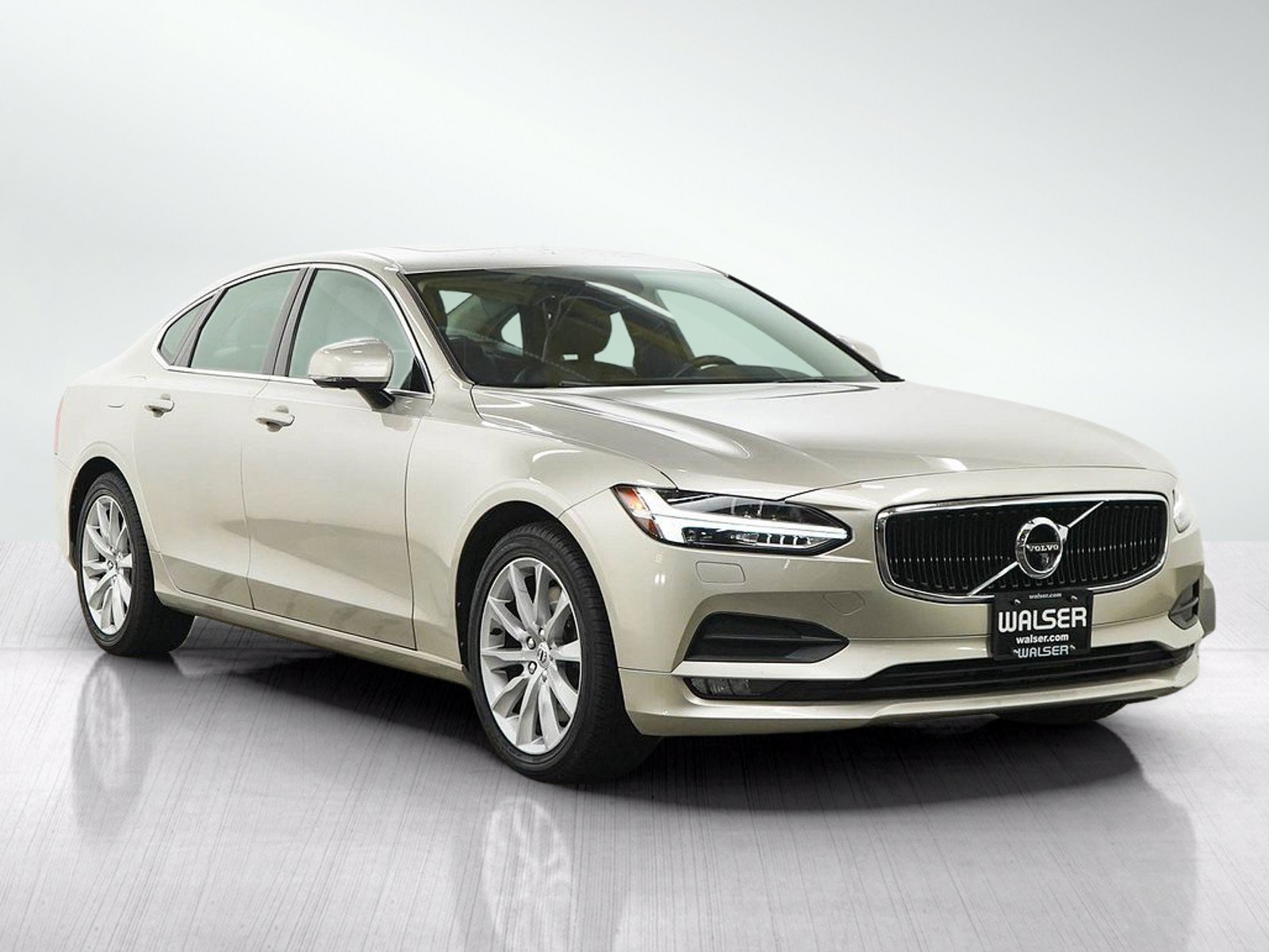 Used 2017 Volvo S90 T6 Momentum w/ Vision Package AWD/4WD image 7