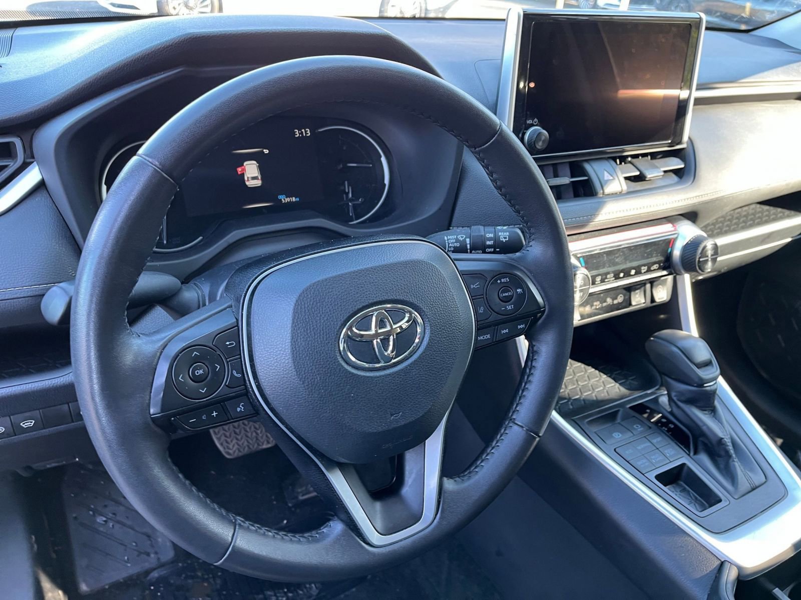 Used 2024 Toyota RAV4 XLE w/ Weather Package image 28