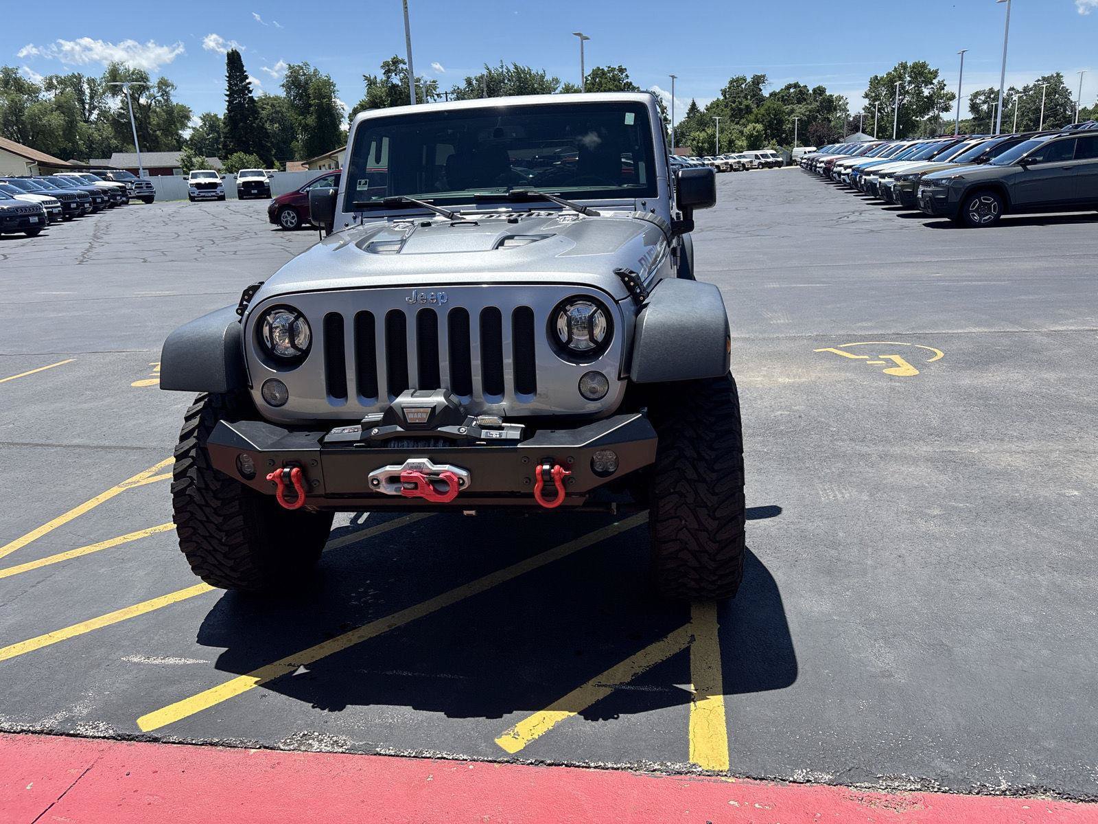 Used 2017 Jeep Wrangler Unlimited Rubicon AWD/4WD image 2