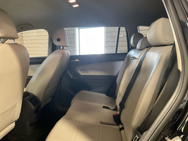 Used 2020 Volkswagen Tiguan SE image 10