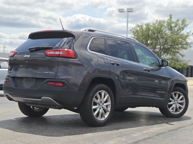 Used 2015 Jeep Cherokee Limited AWD/4WD image 12