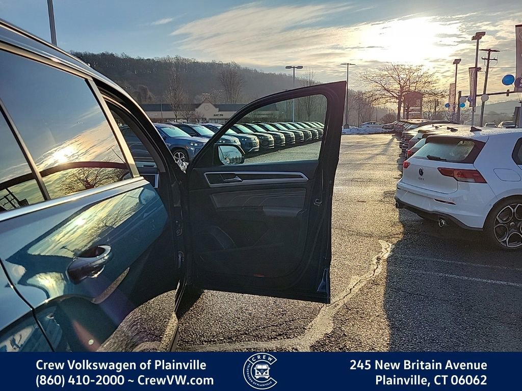 Certified 2022 Volkswagen Atlas SE image 41