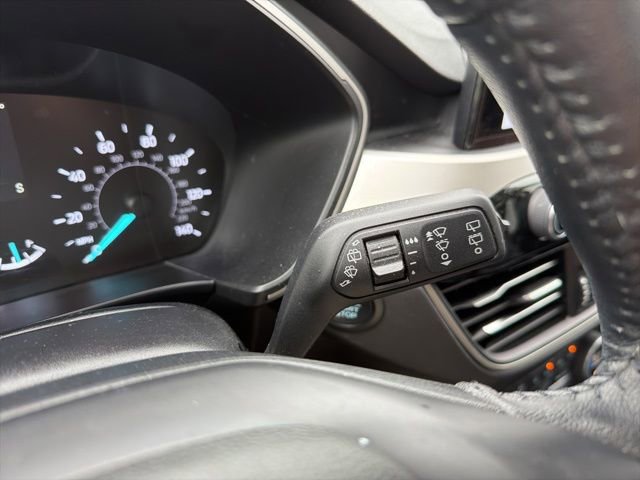 Used 2020 Ford Escape SEL image 46