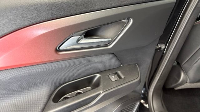 Used 2024 Chevrolet Equinox EV RS FWD image 19