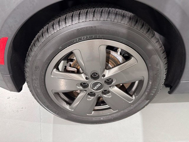 Used 2022 MINI Cooper 2-Door Hardtop FWD image 12