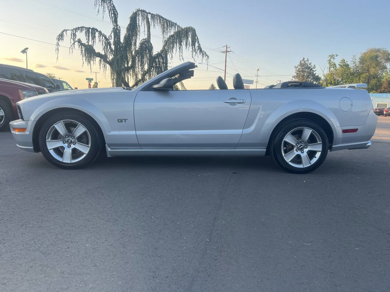 Used 2006 Ford Mustang GT image 4
