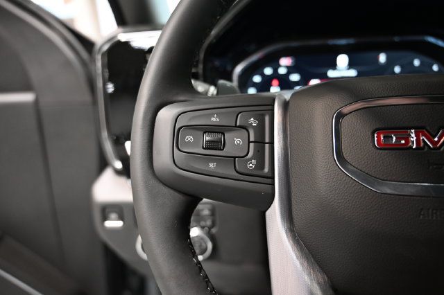 New 2026 GMC Sierra 1500 SLT AWD/4WD image 25