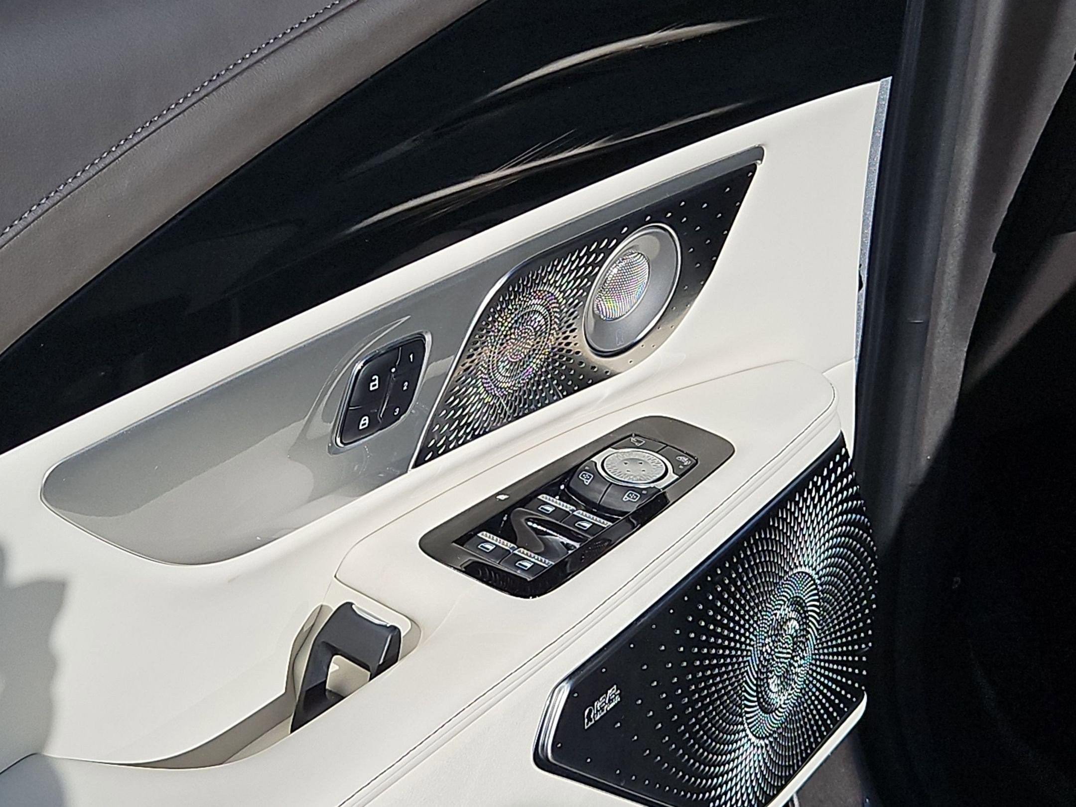 Used 2025 Lincoln Nautilus Black Label image 18