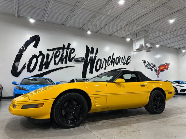 Used 1996 Chevrolet Corvette Convertible RWD image 3