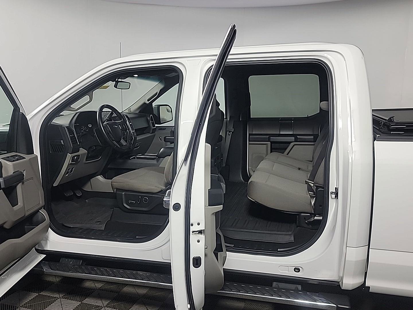 Used 2018 Ford F150 XLT w/ Equipment Group 302A Luxury image 14