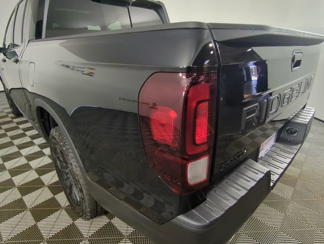 New 2026 Honda Ridgeline Black Edition image 17