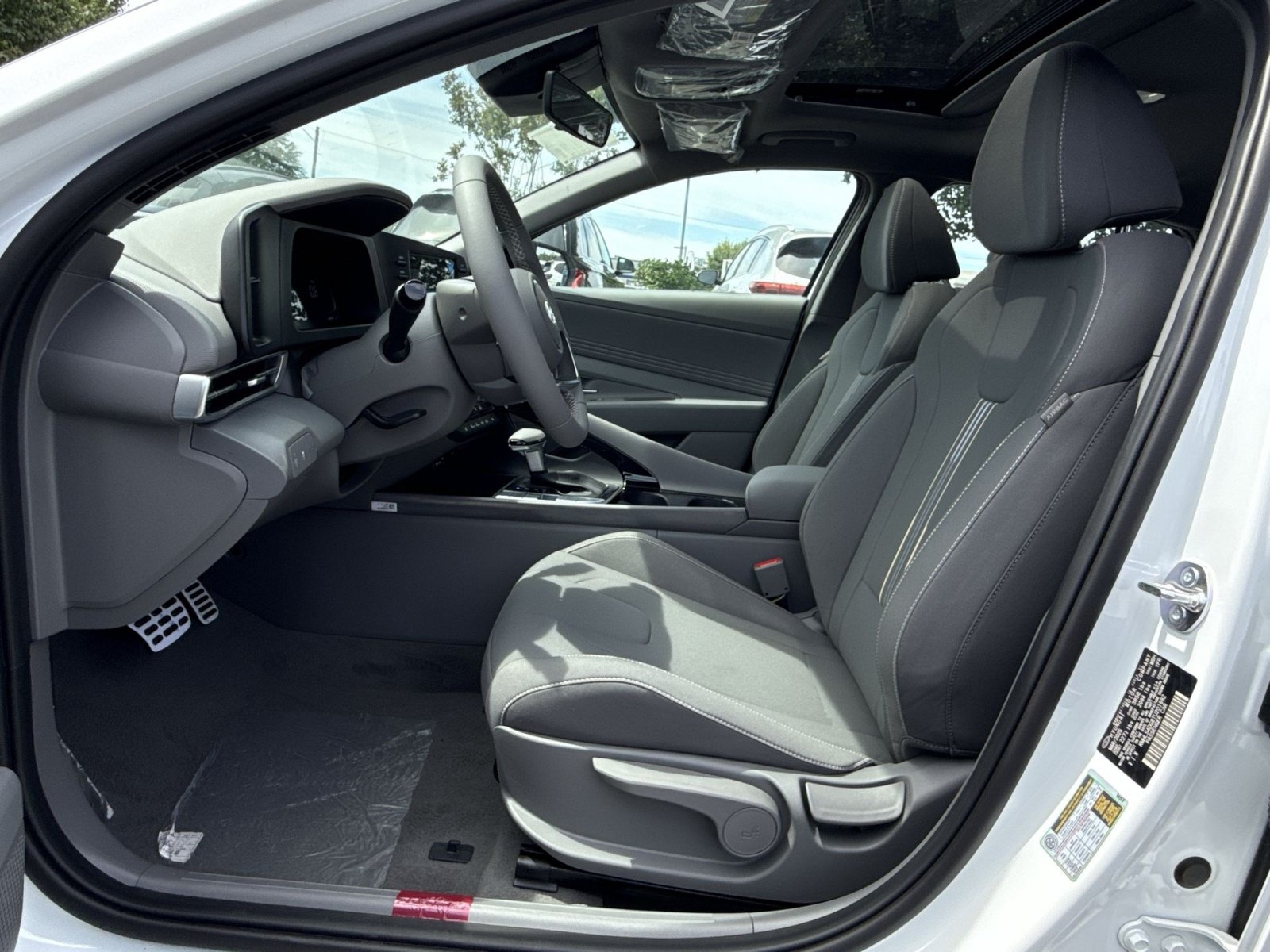 New 2026 Hyundai Elantra SEL Sport Premium FWD image 13